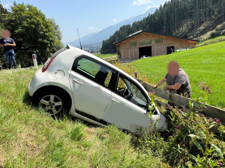 Abgerutschtes Fahrzeug L304